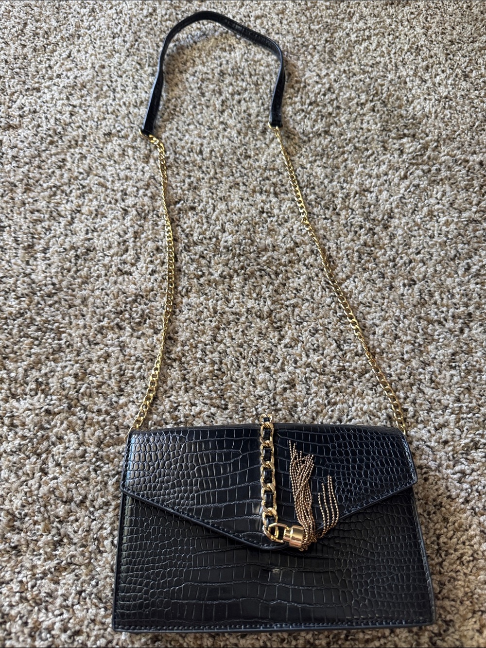 Black Croc-Embossed‎ Chain Shoulder Bag